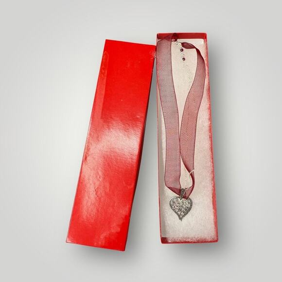 Sterling Silver 925 Marcasite Heart Pendant Necklace Ribbon & Chain 18 inch - Picture 9 of 9